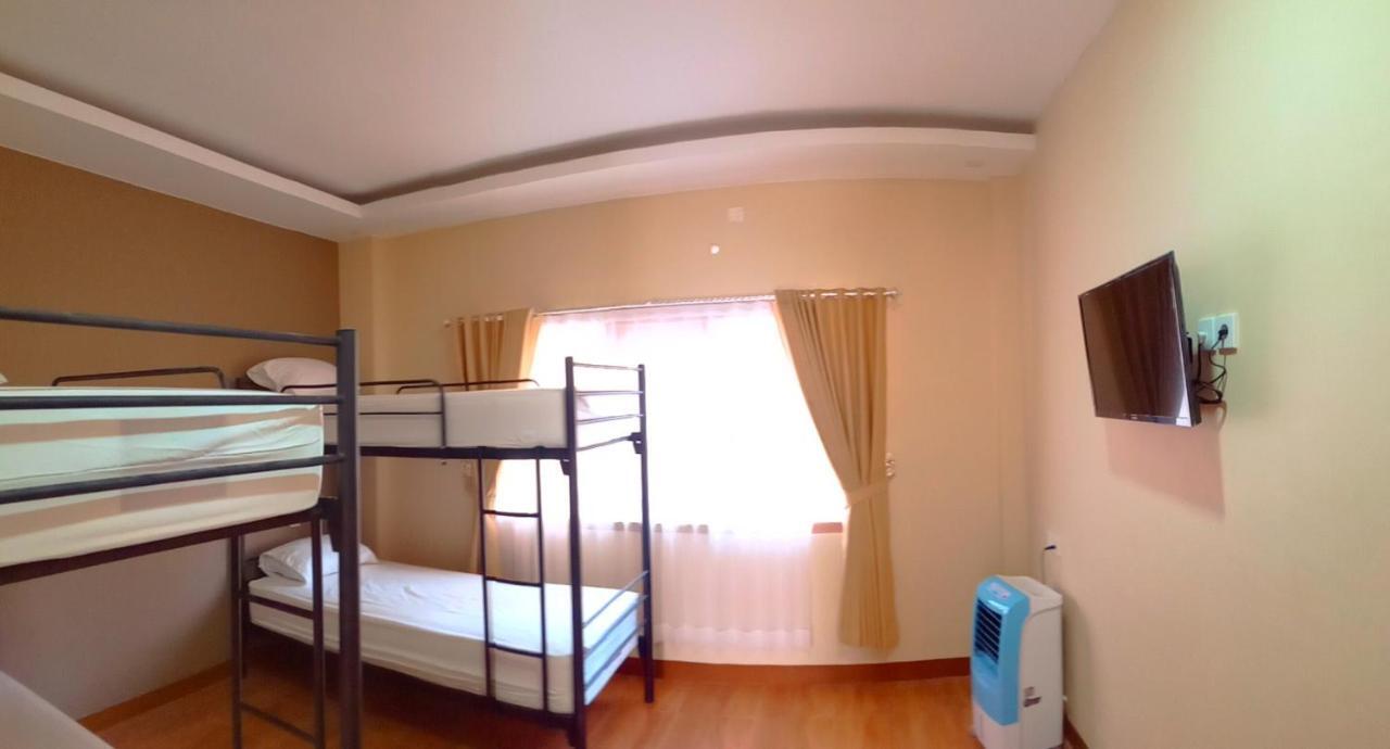 Bluefire Homestay Syariah Banyuwangi  Exterior foto